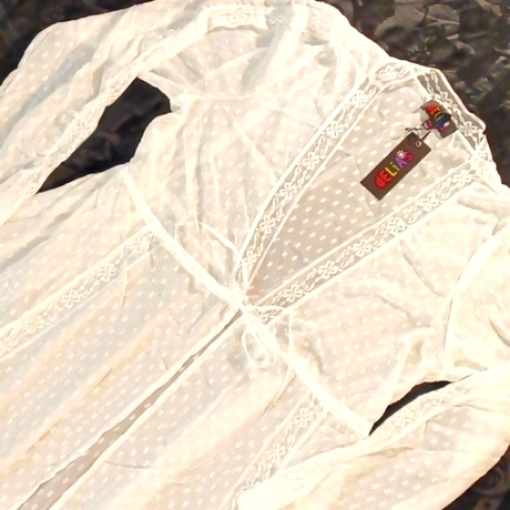 DOLLSKILL DELIA'S TERRANCE LOUNGER DUSTER XXL WHITE TIERED LACE AND RUFFLES